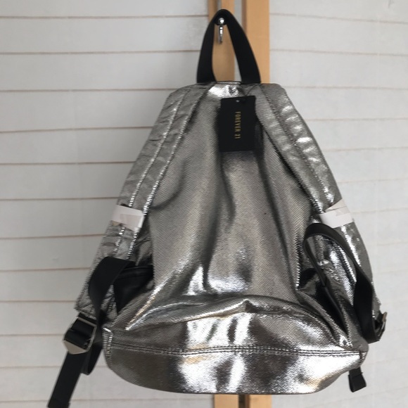 Forever 21 silver astronaut back pack - Picture 3 of 5